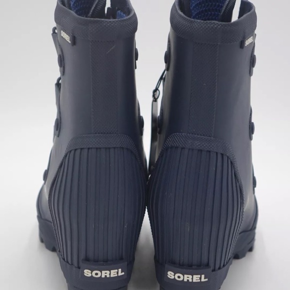 Sorel Joan of Arctic Wedge Boots. - Picture 4 of 9